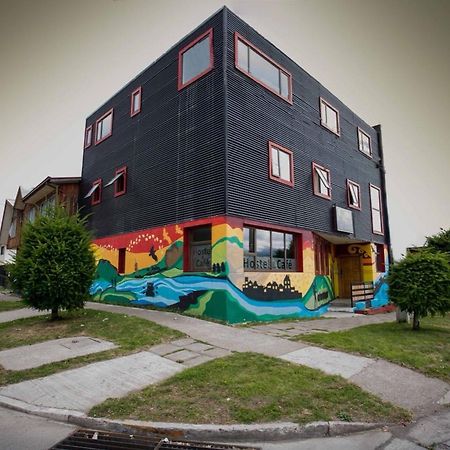 Hostal Esquina Patagonica Coyhaique Bagian luar foto