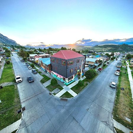 Hostal Esquina Patagonica Coyhaique Bagian luar foto