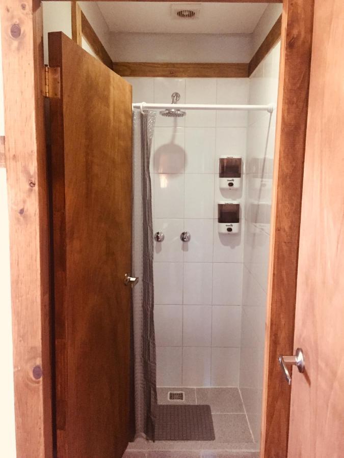 Hostal Esquina Patagonica Coyhaique Bagian luar foto