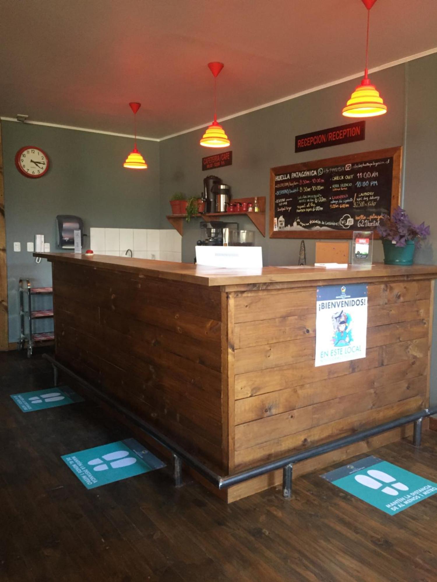 Hostal Esquina Patagonica Coyhaique Bagian luar foto